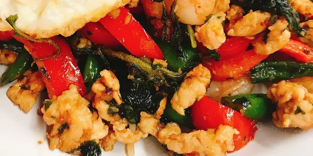 Resep Makanan Thai Basil Chicken Super Simpel, Cocok Jadi Lauk Makan Siang Bareng Nasi Hangat
