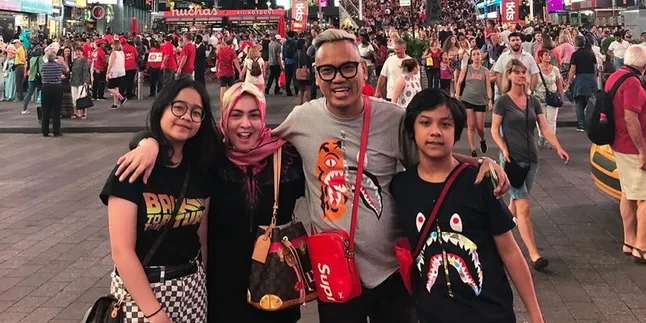 Reservasi 1 Bulan Sebelumnya, Keluarga Uya Kuya Makan Steak Paling Enak di New York