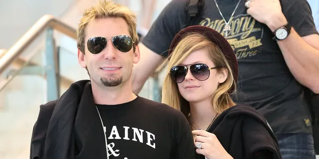 Resmi Bercerai, Avril Lavigne Masih Bikin Lagu Bareng Mantan!