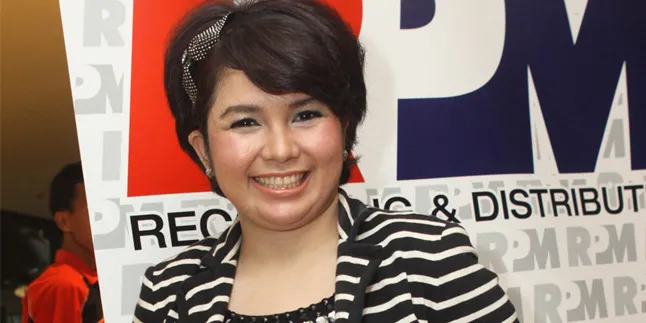 Resmi Cerai, Joy Tobing Tak Buru-Buru Menikah Lagi