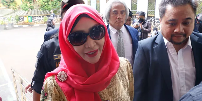 Resmi Jadi Janda, Roro Fitria: Bahagia Luar Biasa