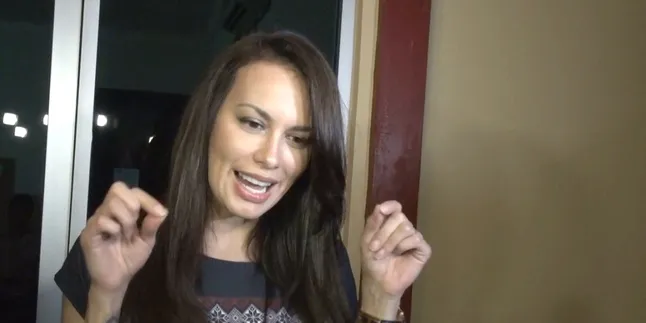 Resmi Janda, Sophia Mueller Sudah Bisa Nikah Resmi Janda, Sophia Mueller Sudah Bisa Nikah