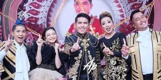 Resmi Keluar Sebagai Juara, Iqhbal LIDA Luncurkan Single Romantis Bertajuk ‘Lebih Dari Hidupku’ Resmi Keluar Sebagai Juara, Iqhbal LIDA Luncurkan Single Romantis Bertajuk ‘Lebih Dari Hidupku’