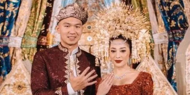 Resmi Menikahi Nikita Willy, Ini Gelar Khusus yang Disematkan Kepada Indra Priawan Resmi Menikahi Nikita Willy, Ini Gelar Khusus yang Disematkan Kepada Indra Priawan