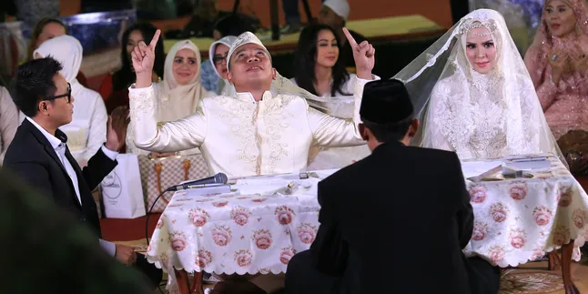 Resmi Menjadi Suami Istri, Vicky Prasetyo & Angel Lelga Bersyukur Resmi Menjadi Suami Istri, Vicky Prasetyo & Angel Lelga Bersyukur