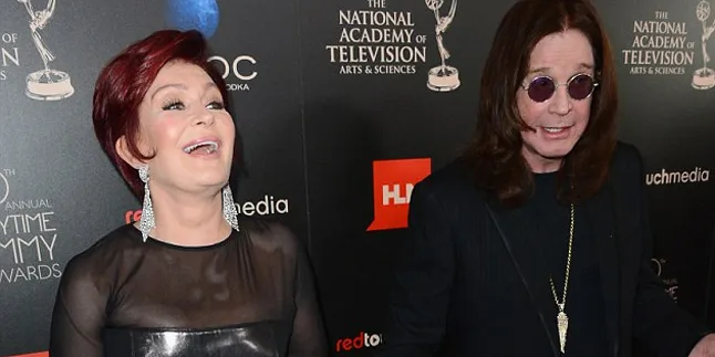 Resmi Rujuk, Ozzy - Sharon Osbourne Pamer Kemesraan