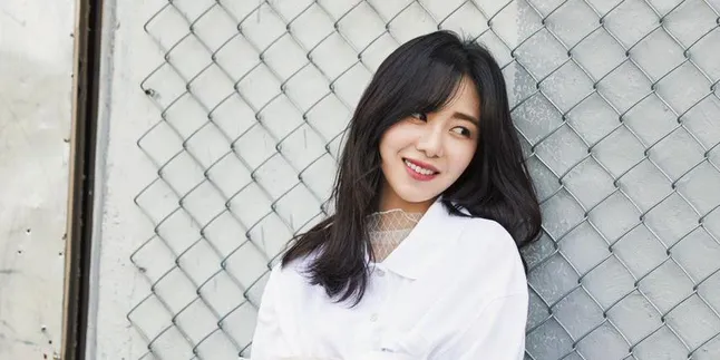 Resmi Tinggalkan Agensi dan AOA, Mina Hapus Semua Unggahan Instagram Resmi Tinggalkan Agensi dan AOA, Mina Hapus Semua Unggahan Instagram
