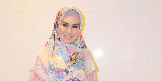 Respon Kartika Putri Ketika Diperingatkan Netizen Kalau Habib Bisa Nikah Lagi Respon Kartika Putri Ketika Diperingatkan Netizen Kalau Habib Bisa Nikah Lagi