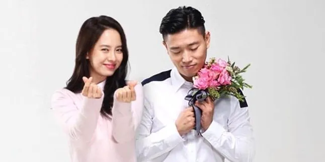 Reuni Perdana Monday Couple, Song Ji Hyo Peluk Erat Kang Erat Reuni Perdana Monday Couple, Song Ji Hyo Peluk Erat Kang Erat