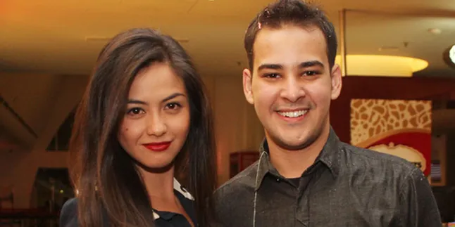 Revalina S Temat - Riza Shahab Bukan Pacar?