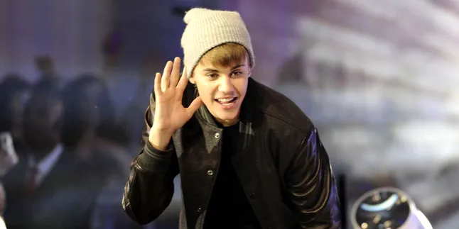 [Review] Justin Bieber Tidak Digendong Bodyguard di 'All That Matters'