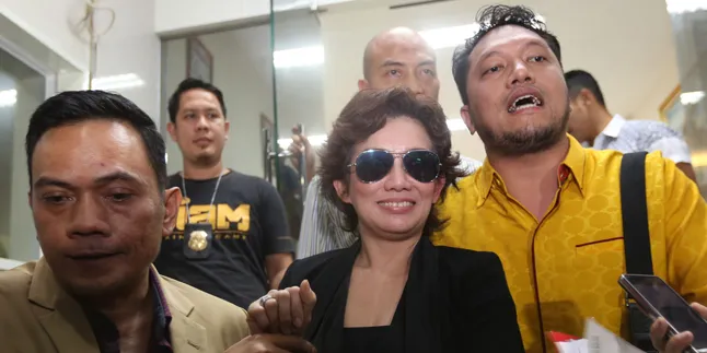 Reza Artamevia Lakukan Pembersihan Jiwa Pada Seorang Habib