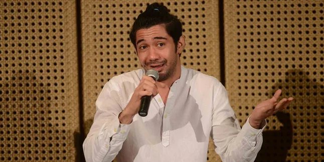 Reza Rahadian Berharap Kisah Hidup Pramoedya Ananta Toer Dapat Difilmkan Reza Rahadian Berharap Kisah Hidup Pramoedya Ananta Toer Dapat Difilmkan