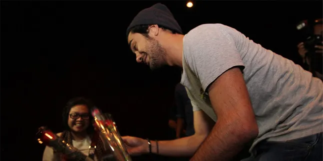 Reza Rahadian Cerita Pengalaman Lucu Valentine di SMP