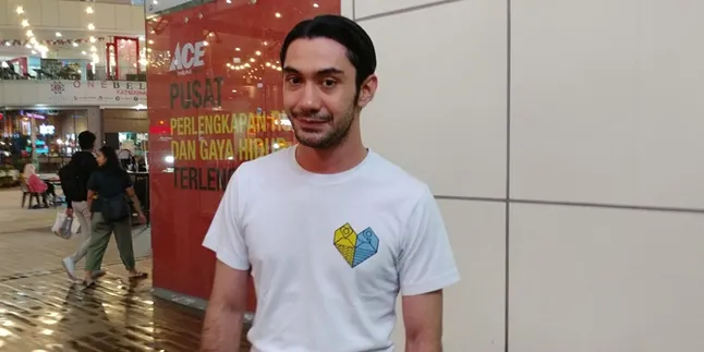 Reza Rahadian Inginkan Lebih Banyak Layar di Momentum Hari Film Nasional Reza Rahadian Inginkan Lebih Banyak Layar di Momentum Hari Film Nasional