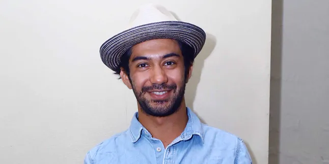 Reza Rahadian Raih Best Actor di 'Asia Pacific Film Festival'