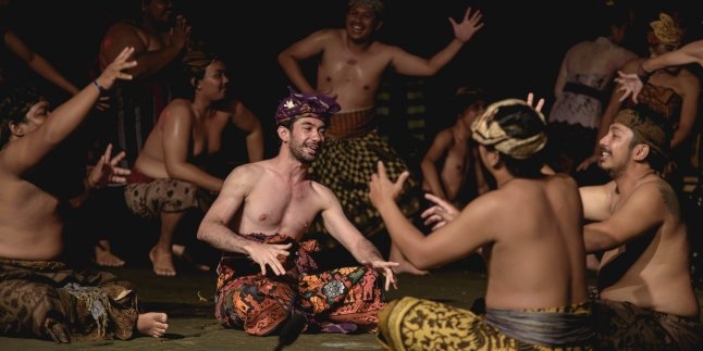 Reza Rahadian Helps Revive Artists and Cultural Figures During the Pandemic Through 'Taksu Ubud'