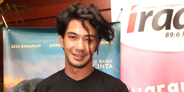Reza Rahadian Ukir Sejarah Main di Film Pertama Brunei