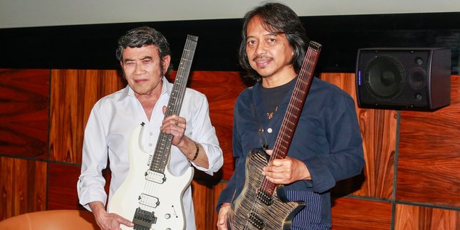 Rhoma Irama Feels Honored to Collaborate with Dewa Budjana, Mutual Praise