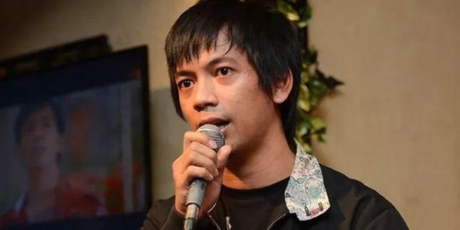 Rian D'Masiv Bertengkar Dengan Bassist di Atas Panggung, Simak Videonya
