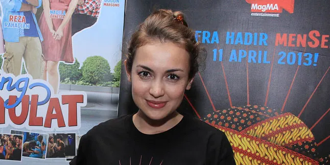 Rianti Cartwright Lebih Suka Baju Casual