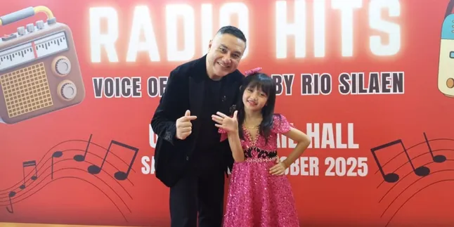 Richelle Cheris Tunjukkan Talenta di Usia 8 Tahun, Rilis Mini Album 'NEGERIKU INDONESIA' Richelle Cheris Tunjukkan Talenta di Usia 8 Tahun, Rilis Mini Album 'NEGERIKU INDONESIA'