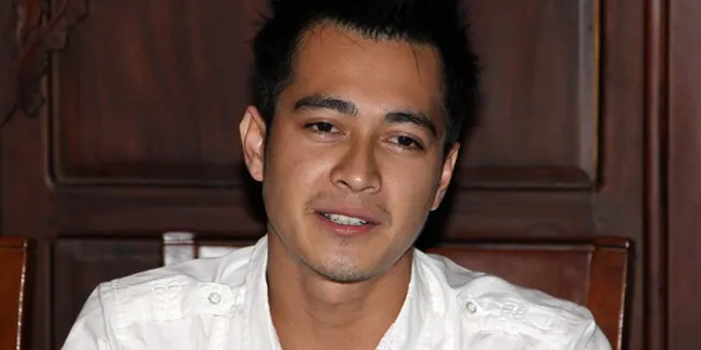 Ricky: Belum Terbukti Kenapa Eza Harus Ditahan?