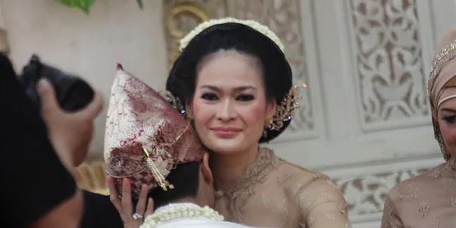 Ricky Harun Menikah Muda, Apa Kata Ibunya?