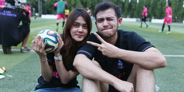 Rifky Balweel Sudah Mendapat Izin Nikahi Pacar dari Orangtua Rifky Balweel Sudah Mendapat Izin Nikahi Pacar dari Orangtua