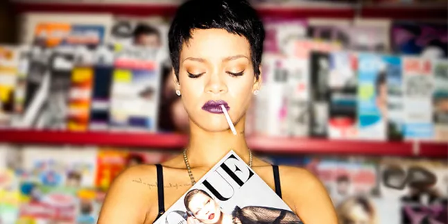 Rihanna Lepas Celana Dalam di Depan Kamera?