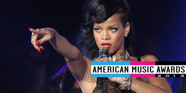 Rihanna Masih Jadi Yang Terfavorit di AMA 2013