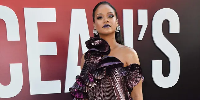 Rihanna Tegaskan Album Barunya Segera Hadir! Rihanna Tegaskan Album Barunya Segera Hadir!