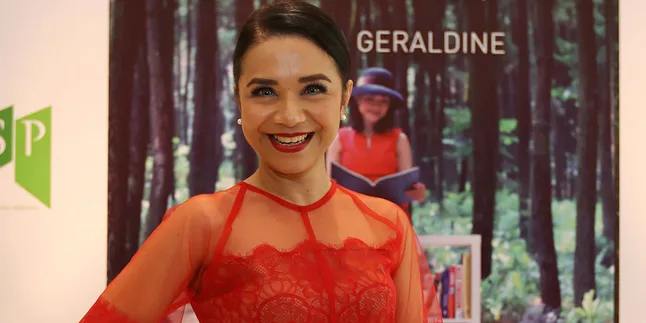 Rilis Buku Biografi, Ruth Sahanaya Sempat Tidak Pede Rilis Buku Biografi, Ruth Sahanaya Sempat Tidak Pede