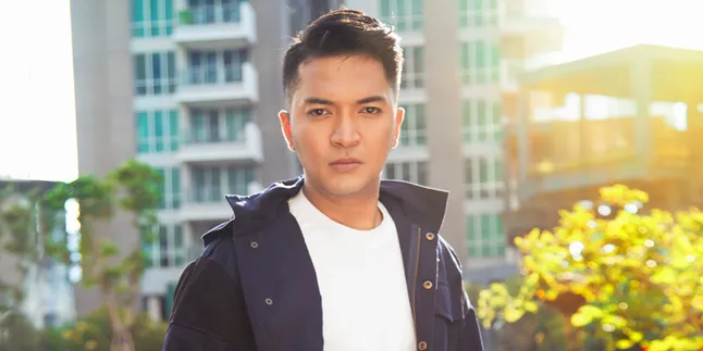 Rilis Cobalah Bertahan, Ihsan Tarore Ungkit Kisah Cintanya Terdahulu