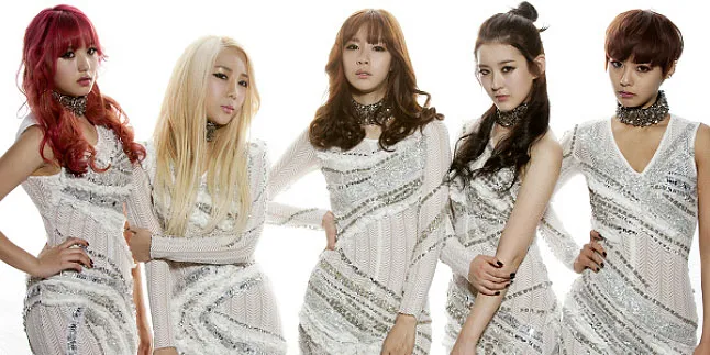 Rilis Lagu Gratis, Rania Pesta Bikini di MV Terbaru