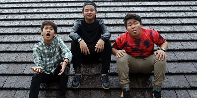 Rilis Novel, CJR Sukses Bikin Laris Manis Rilis Novel, CJR Sukses Bikin Laris Manis
