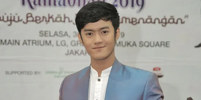 Rilis Single 'Bicara Cinta', Denias Akhirnya Jawab Tantangan Nge-Rap Rilis Single 'Bicara Cinta', Denias Akhirnya Jawab Tantangan Nge-Rap
