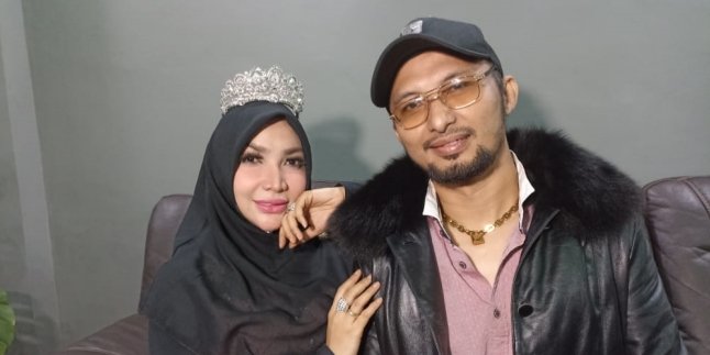 Release of Single 'Kilau Berlian', Roro Fitria Chooses Her Own Husband Instead of Other Actors to be the Model for the Music Video