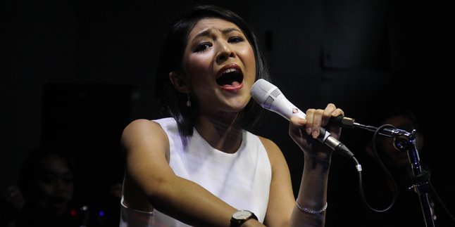 Rilis Single Perdana, Musisi Jazz Muda Ini Gandeng Musisi Senior