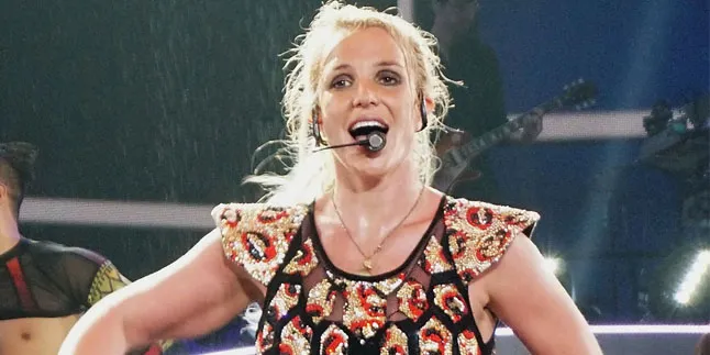 Rilis Teaser Video Klip, Britney Spears Tampil Hot Berbikini