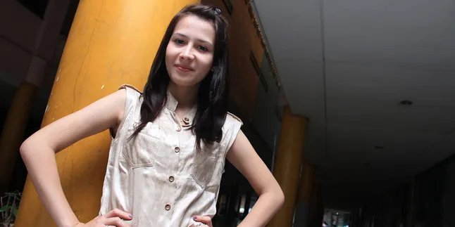 Rina Diana Ikut Bersedih Atas Kecelakaan MH17.