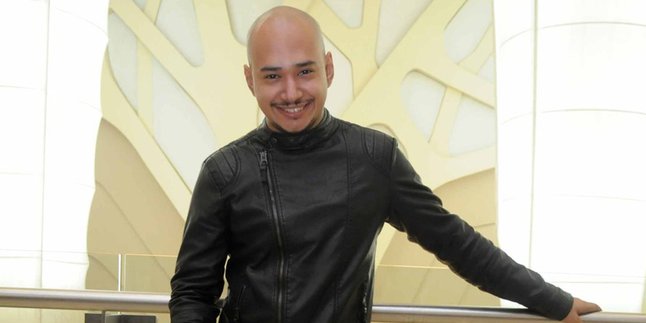 Rindu Almarhum Uje, Husein Alatas Nyanyikan Sebuah Lagu Untuknya