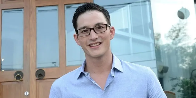 Rintis Bisnis Kuliner, Mike Lewis Bermodal Pengalaman Kuliah