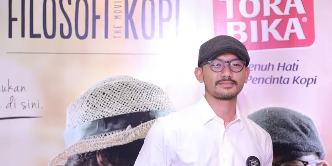 Rio Dewanto Tampik Anggapan Jadi Tameng The Fly Rio Dewanto Tampik Anggapan Jadi Tameng The Fly
