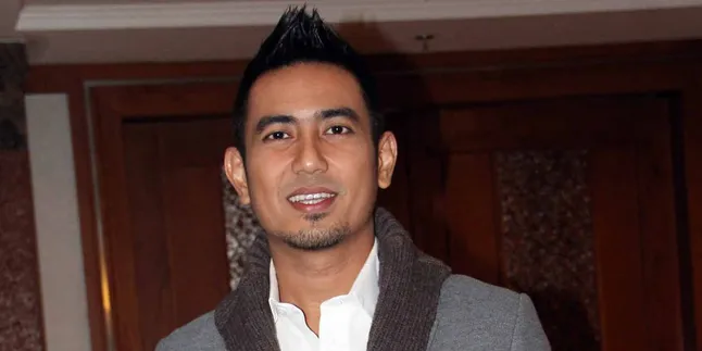 Rio Febrian Dikaruniai Putra Kedua Rio Febrian Dikaruniai Putra Kedua