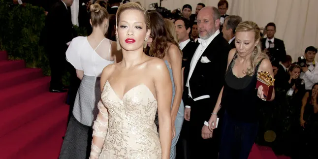 Rita Ora Bintangi Film Rahasia?