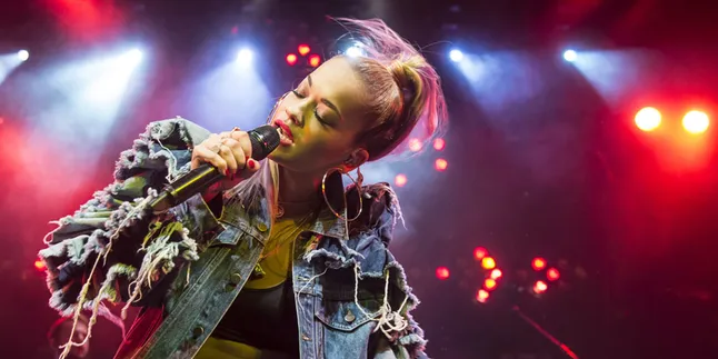 Rita Ora Girang Tergabung Dalam The Voice 2015