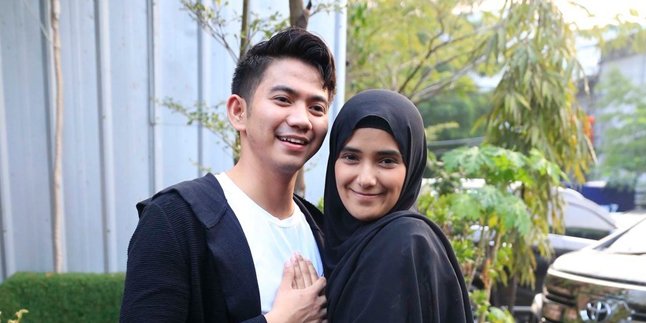 Did Rizki DA Kiss His Female Friend in Front of Nadya Mustika?