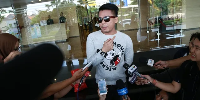 Robby Abbas Ungkap Harga Jual Shinta Bachir Paling Mahal Robby Abbas Ungkap Harga Jual Shinta Bachir Paling Mahal