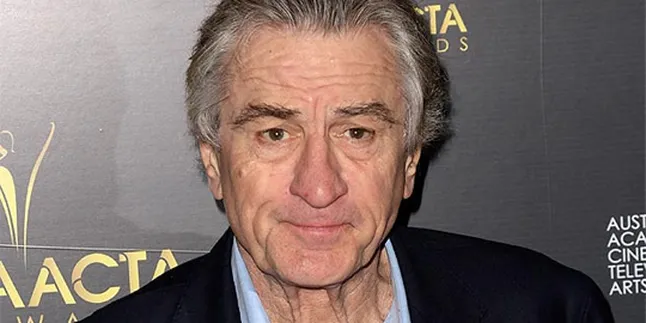 Robert De Niro Selalu Pakai Kaos Kaki Saat Bercinta